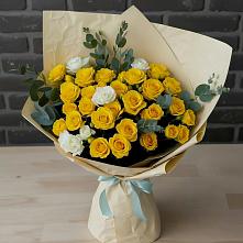 Букет цветов из:  Розы в Александрийской Ставропольского края