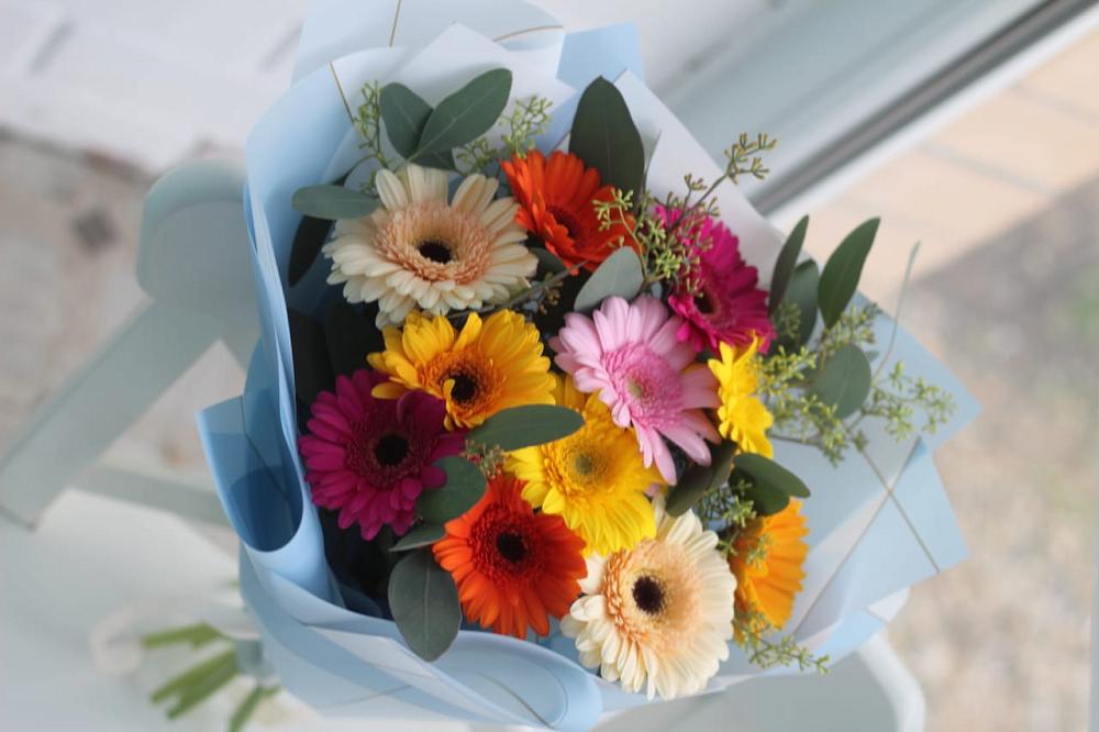 Букет цветов из: Герберы в Александрийской Ставропольского края