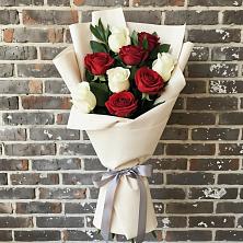 Букет цветов из:  Розы в Александрийской Ставропольского края