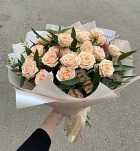 Букет Кремовые розы Латте в Александрийской Ставропольского края