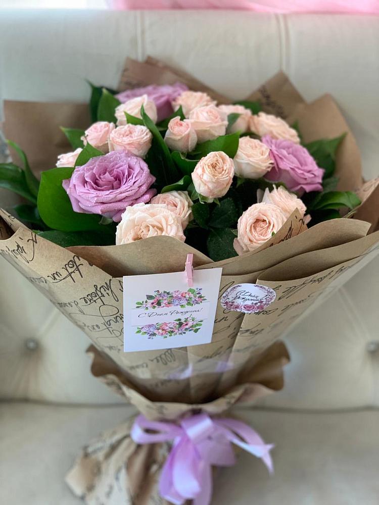 Букет цветов из: Розы в Александрийской Ставропольского края