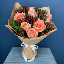 Букет цветов из:  Розы и Альстромерии в Александрийской Ставропольского края
