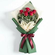 Букет цветов из:  Розы в Александрийской Ставропольского края