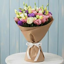 Букет цветов из:  Лизиантусы в Александрийской Ставропольского края